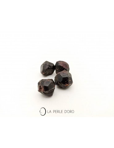 Almandine Garnet Pebbles