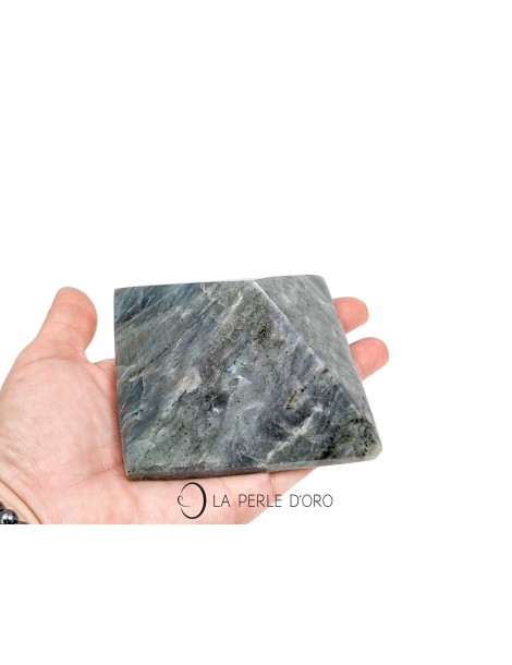 Labradorite argentée, Pyramide 8,5cm (Protection médicale, empathie)