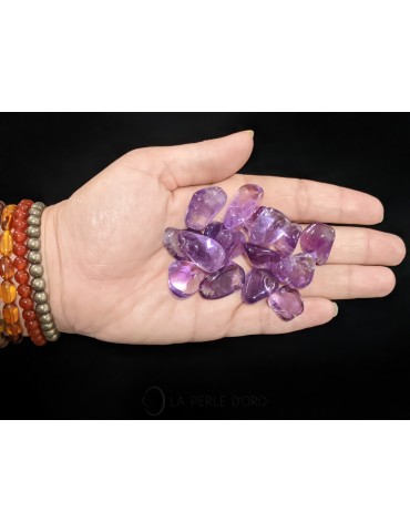 Amethyst, rolled stone up...