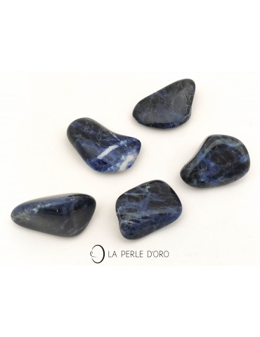 Sodalite, Rolled stone 4 to 5cm (Soothing and Communication) sold by unit